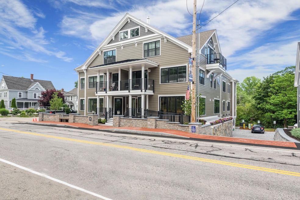 298 York St #12, York