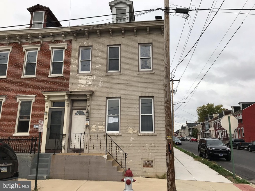 301 N 2nd St, Columbia, PA 17512 - photo 1