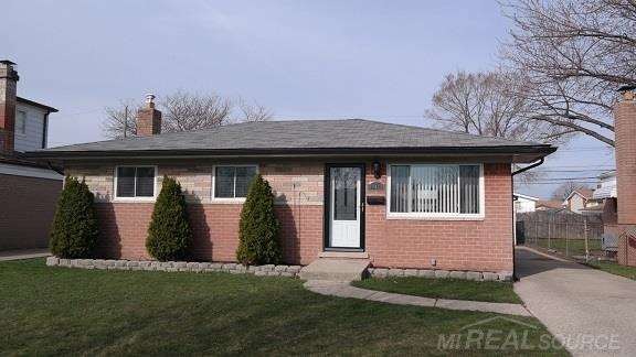 30419 Indigo St, Roseville, MI 48066 - photo 1