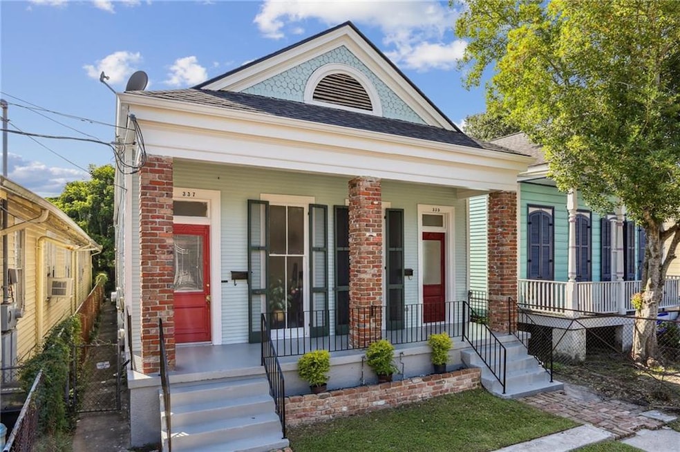 Pending $369,000 • Co-Listing Agent