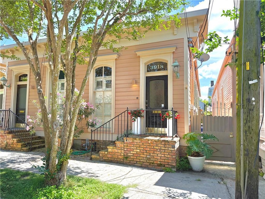 3916 Perrier St unit A, New Orleans, LA 70115 - photo 1