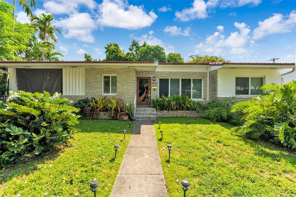Pending $890,000 • Co-Listing Agent