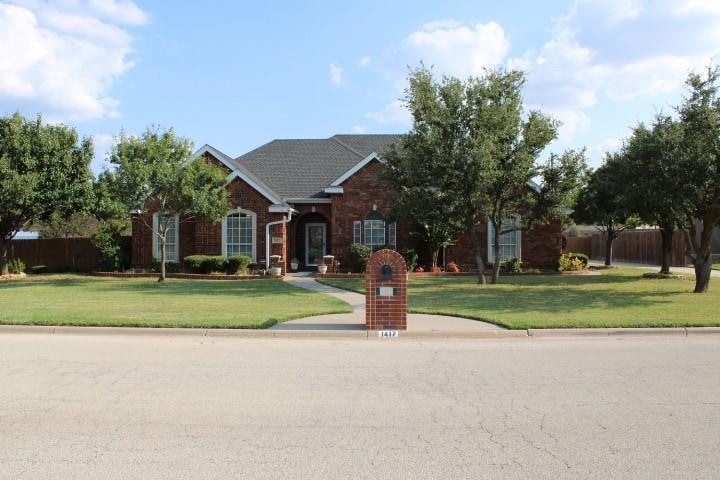 1417 S Saddle Lakes Dr, Abilene, TX 79602 - photo 1