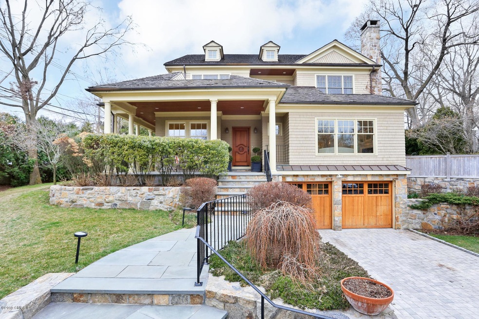 2 Tomac Ct, Old Greenwich, CT 06870 - photo 1