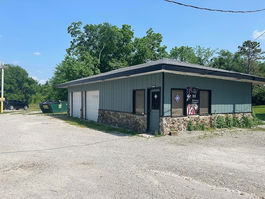 323 Ozark Ave, Cabool, MO 65689 | MLS# 60245849