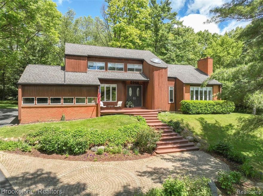 Sold $463,000