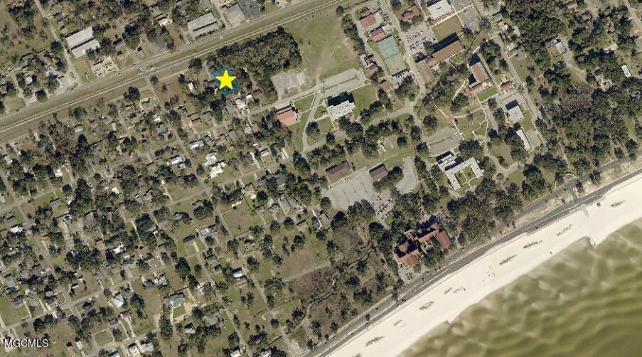 Lot Near Gulf