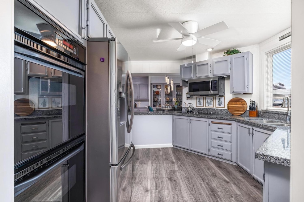 4399 Aplicella Ct unit 59, Manteca, CA 95337 - photo 1