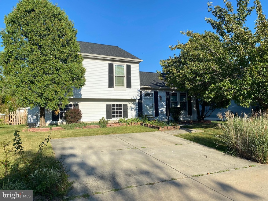 2039 Cross Trails Rd, Windsor Mill, MD 21244 - photo 1