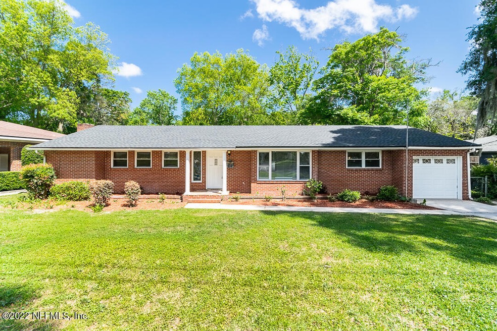 1027 Brookmont Ave E, Jacksonville, FL 32211 - photo 1