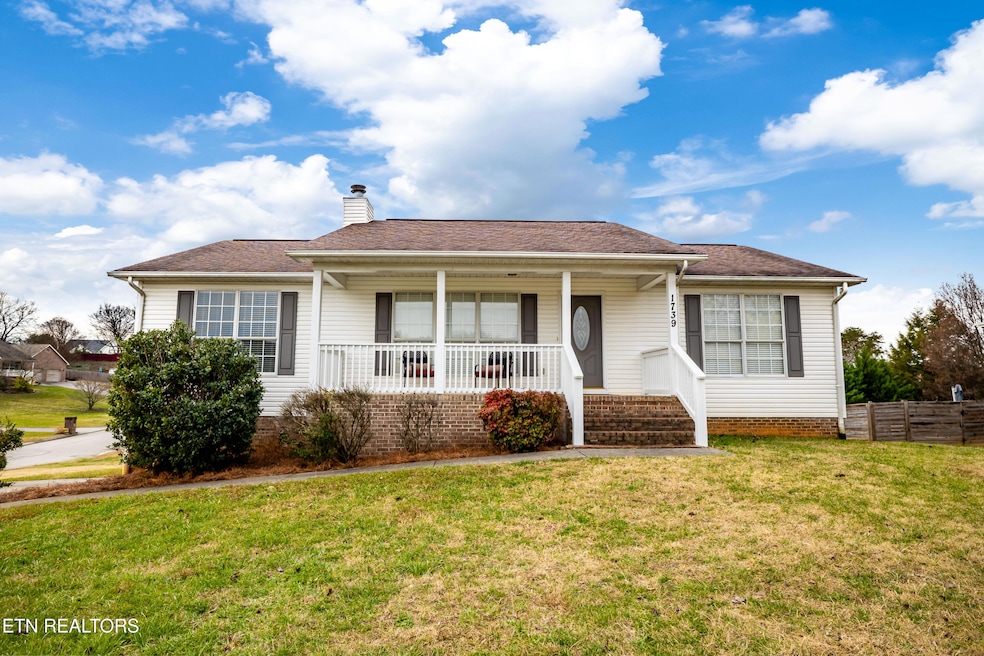 1739 Northfield Dr, Maryville, TN 37804 - photo 1