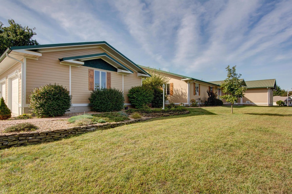 1225 S Hickory Ln, Nixa, MO 65714 - photo 1