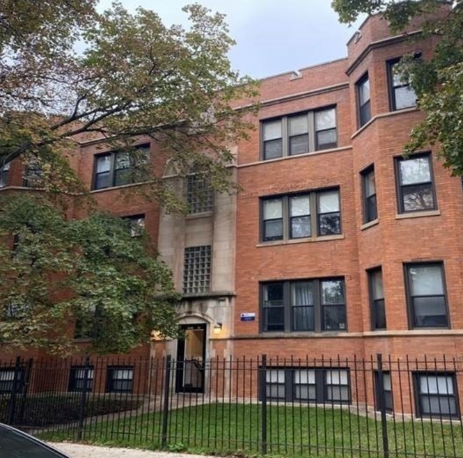 unlisted-address, Chicago, IL 60659 - photo 1