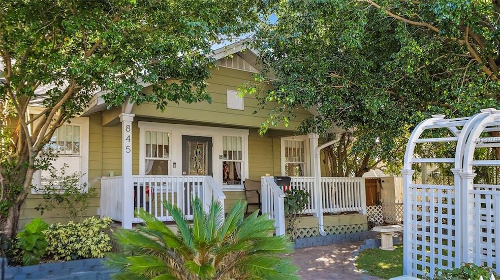 845 15th St N, Saint Petersburg, FL 33705 - photo 1