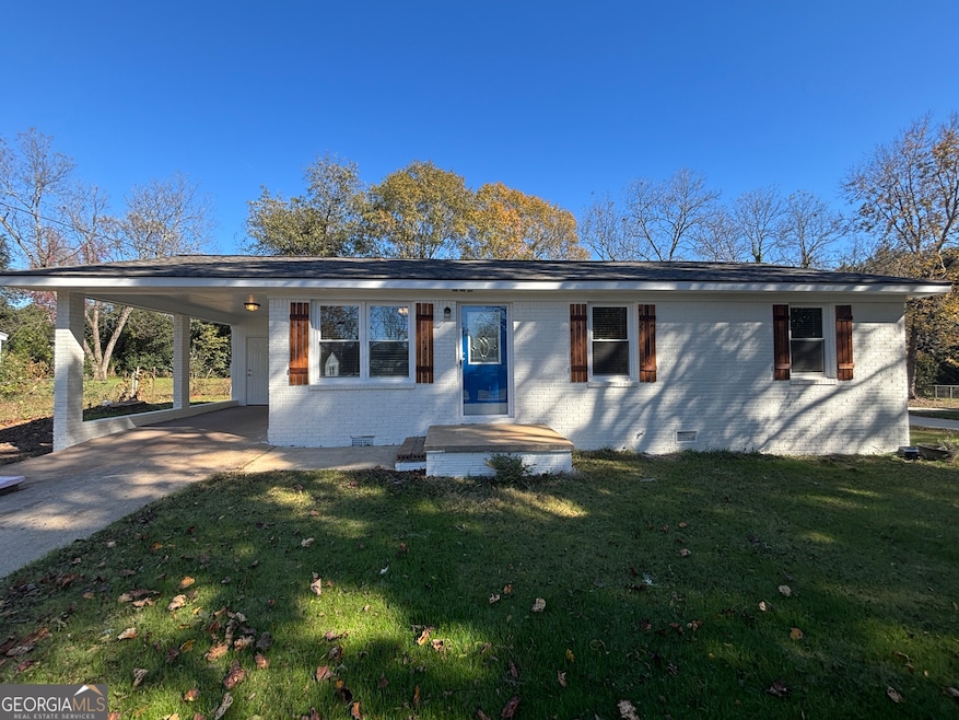 1015 Highland Ave, Madison, GA 30650 - photo 1