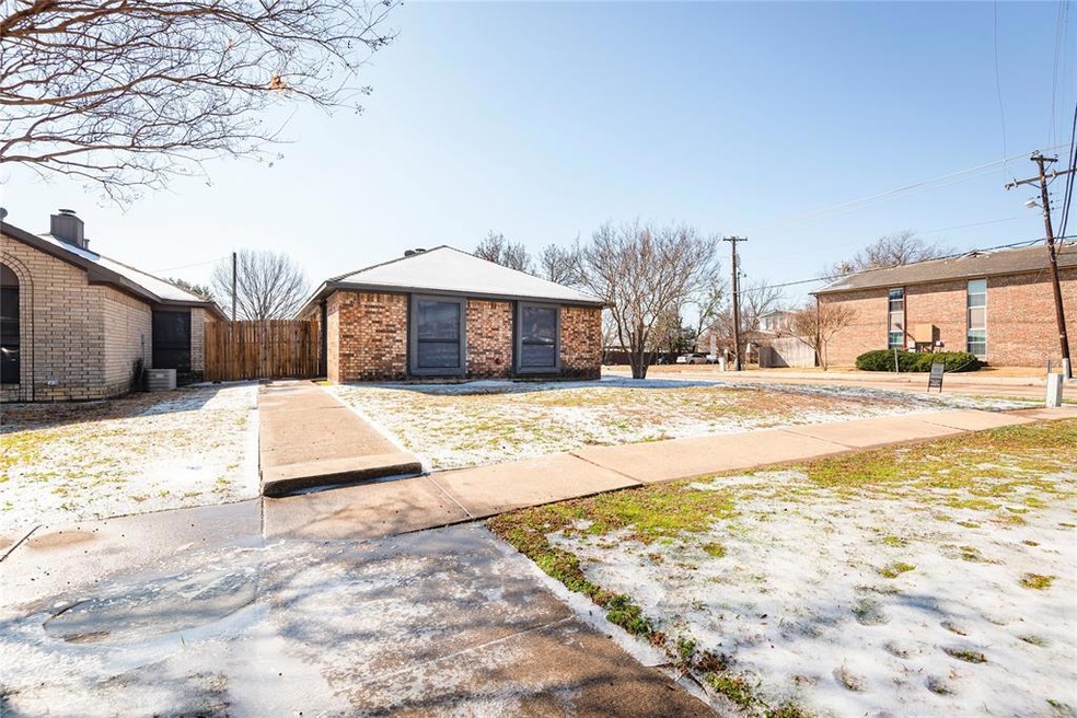 211 Stone Cir, Wylie, TX 75098 - photo 1