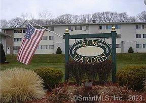 66 Sigwin Cir unit 58, Wallingford, CT 06492 - photo 1