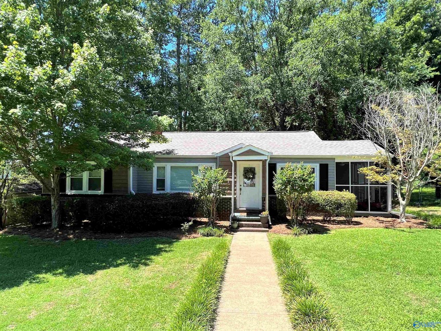 212 Riley St, Gadsden, AL 35901 - photo 1