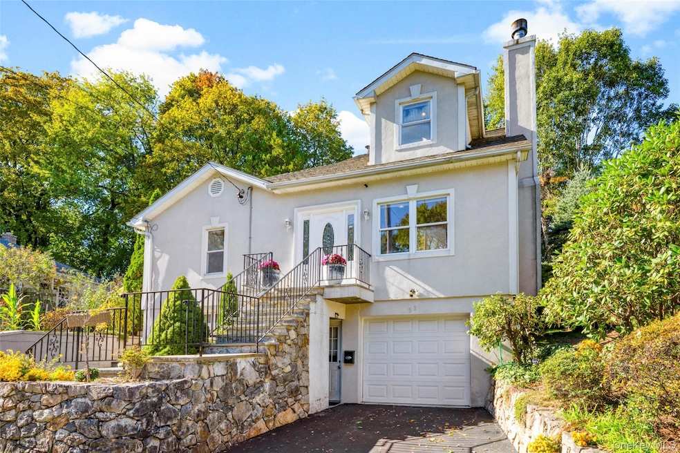 528 N Wagner Ave, Mamaroneck, NY 10543 - photo 1