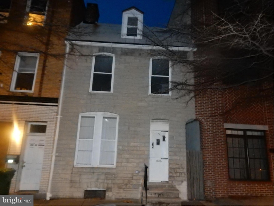 2014 Fleet St, Baltimore, MD 21231 - photo 1