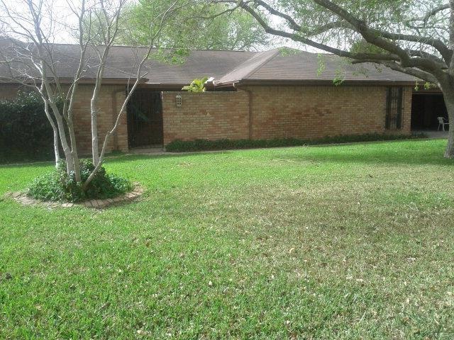 4855 N Val Verde Rd, Donna, TX 78537 - photo 1