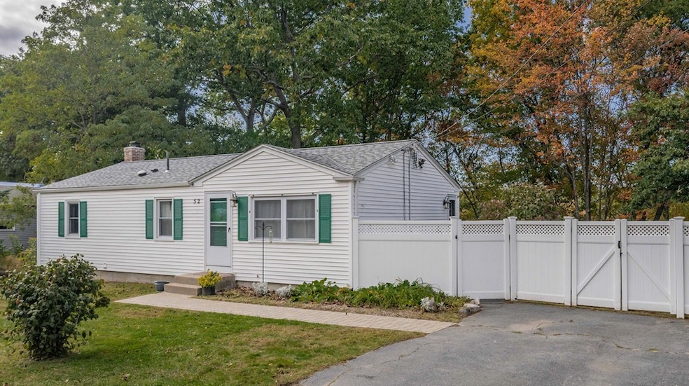 52 Longview Dr, Florence, MA 01062 - photo 1