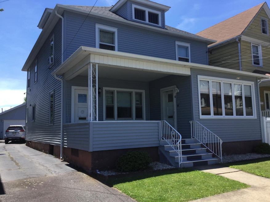 80 Elizabeth St, Wilkes Barre, PA 18702 - photo 1