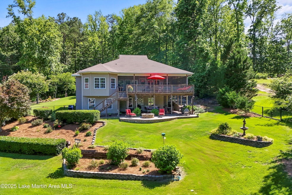 For Sale $995,000