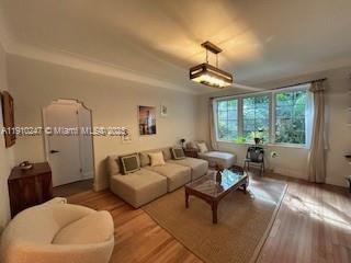 910 Lenox Ave unit 3, Miami Beach, FL 33139 - photo 1