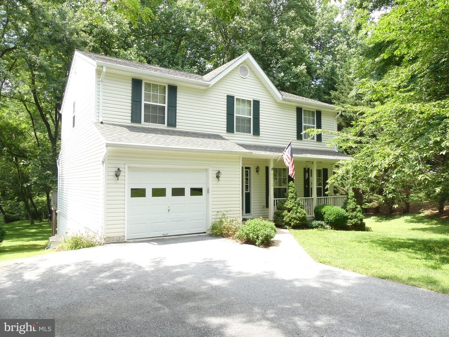 5812 Miriam Dr, Sykesville, MD 21784 - photo 1