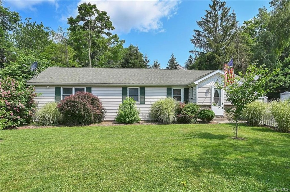 216 E Village Rd, Tuxedo Park, NY 10987 - photo 1