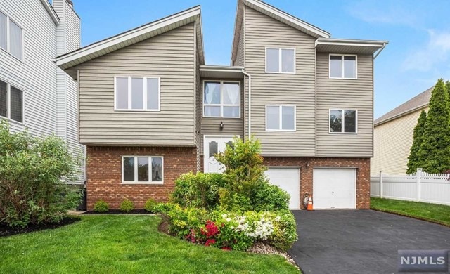 5 Jarico Dr unit 2, Wallington, NJ 07057 - photo 1