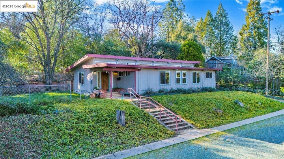 Pending $575,000