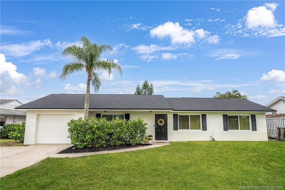 2489 NE 18th Ln, Jensen Beach, FL 34957 - photo 1