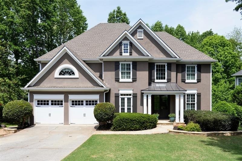 Hardcoat Stucco and HardiePlank Siding Exterior, I