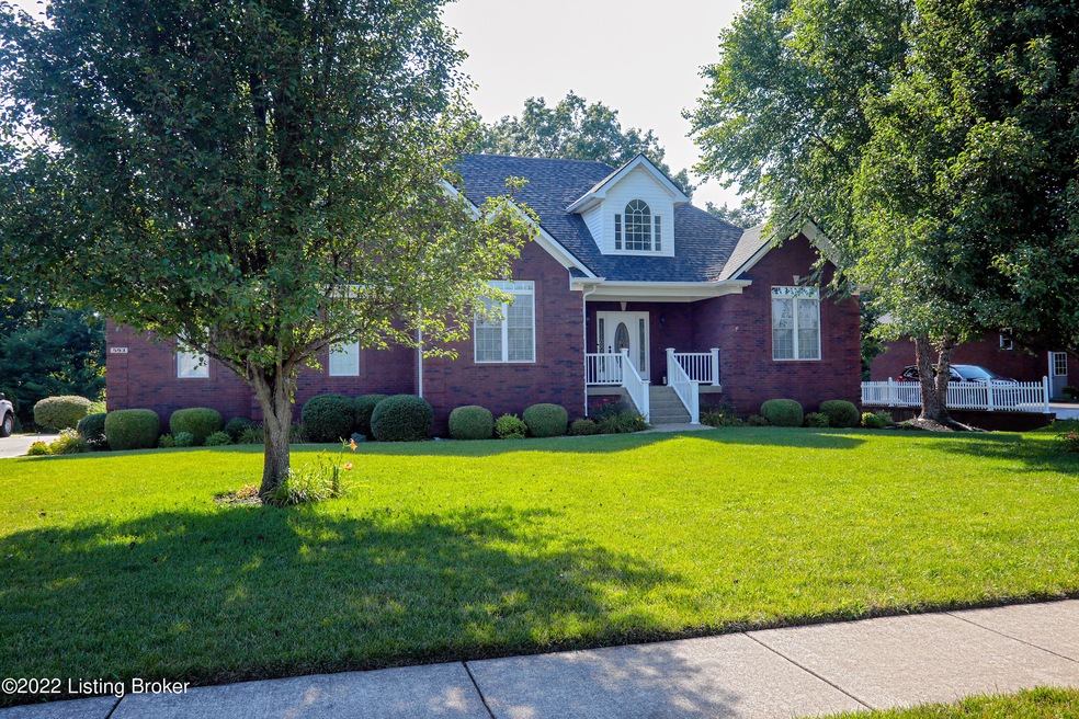 593 Woodland Pass, Mount Washington, KY 40047 - photo 1