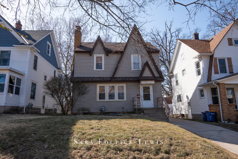 211 Ball Park Blvd-287