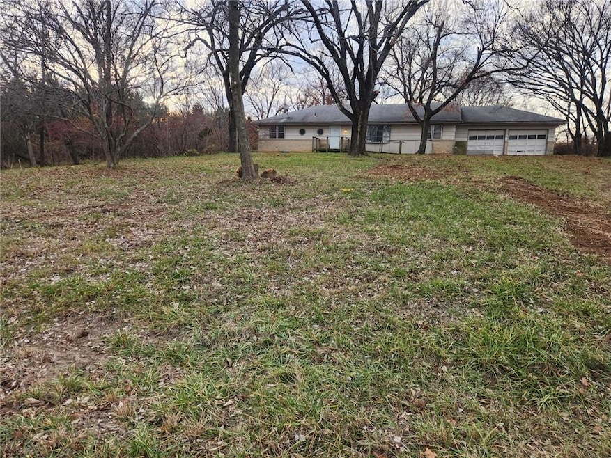 6350 Gleason Rd, Shawnee, KS 66226 - photo 1