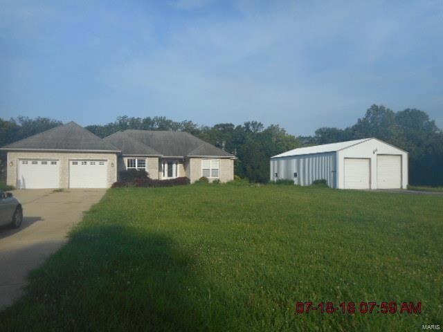 1309 Deerfield Ln, Collinsville, IL 62234 - photo 1