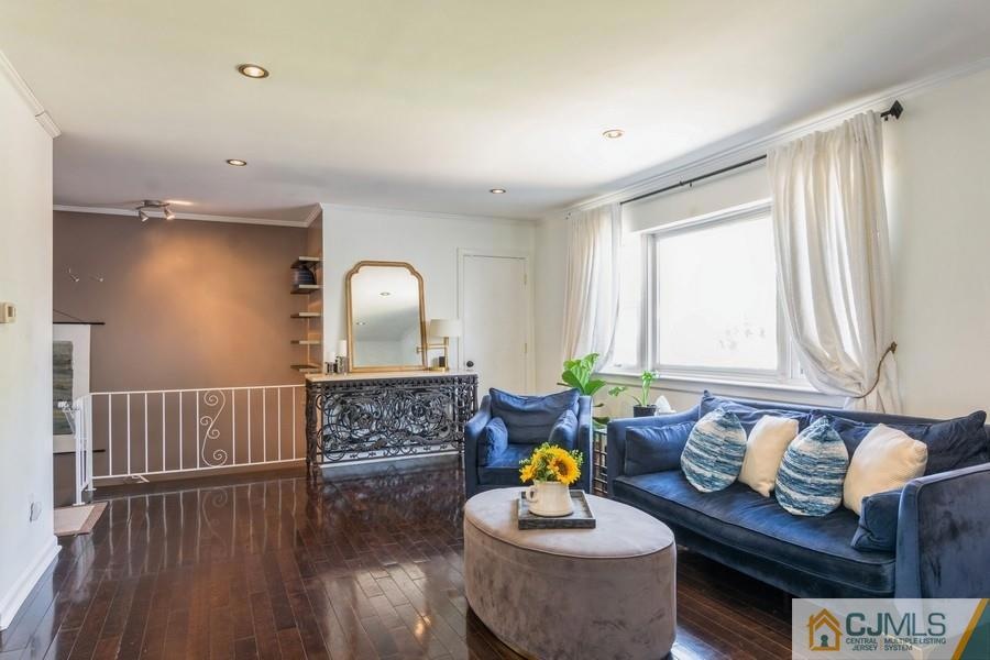 192 Evergreen Rd unit 3B, Edison, NJ 08837 - photo 1