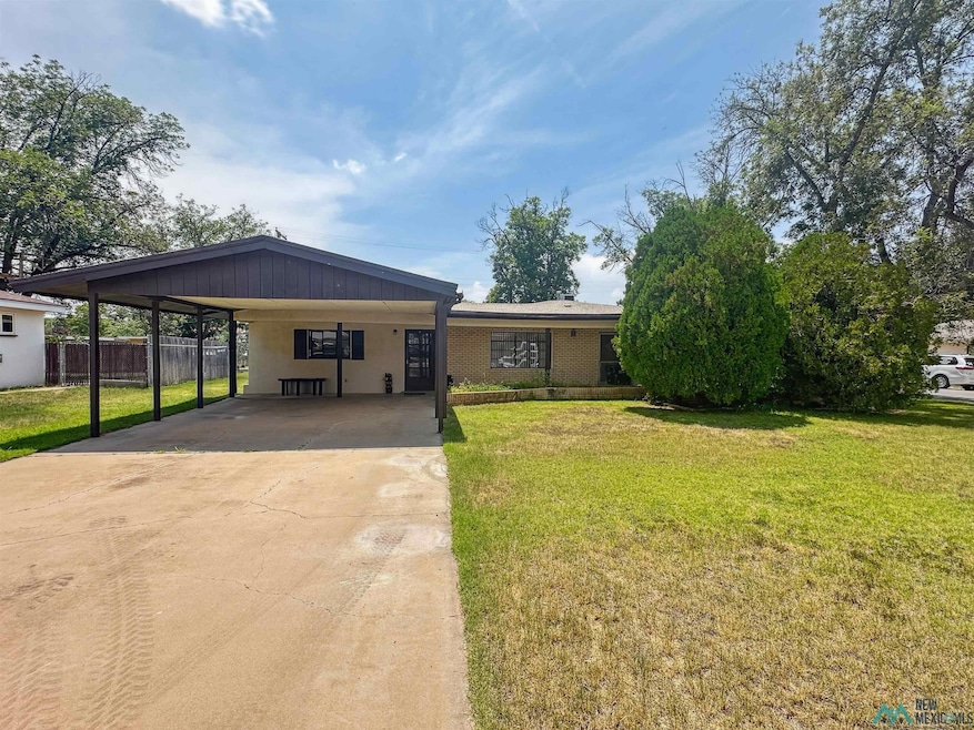 Pending $279,000 • Co-Listing Agent