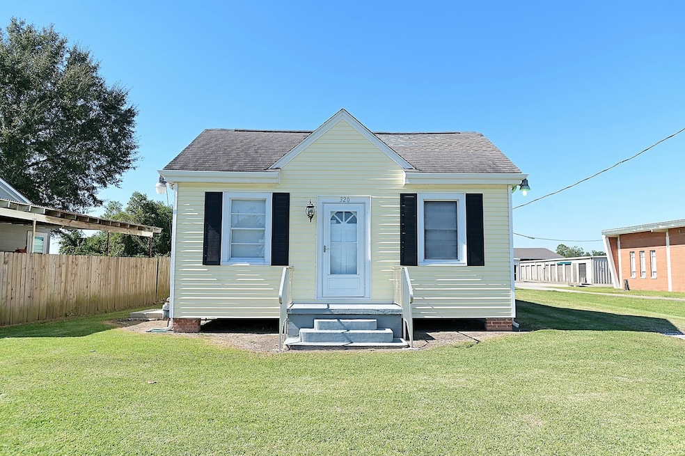 320 W Main St, Thibodaux, LA 70301 - photo 1