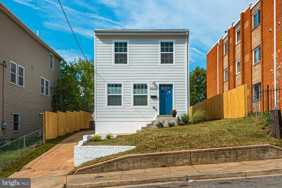 5206 E St SE, Washington, DC 20019 - photo 1