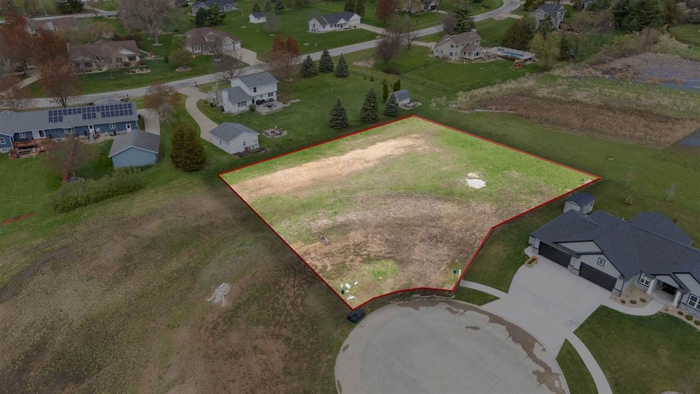 3012 Prairielight Dr, Hiawatha, IA 52411 - photo 1