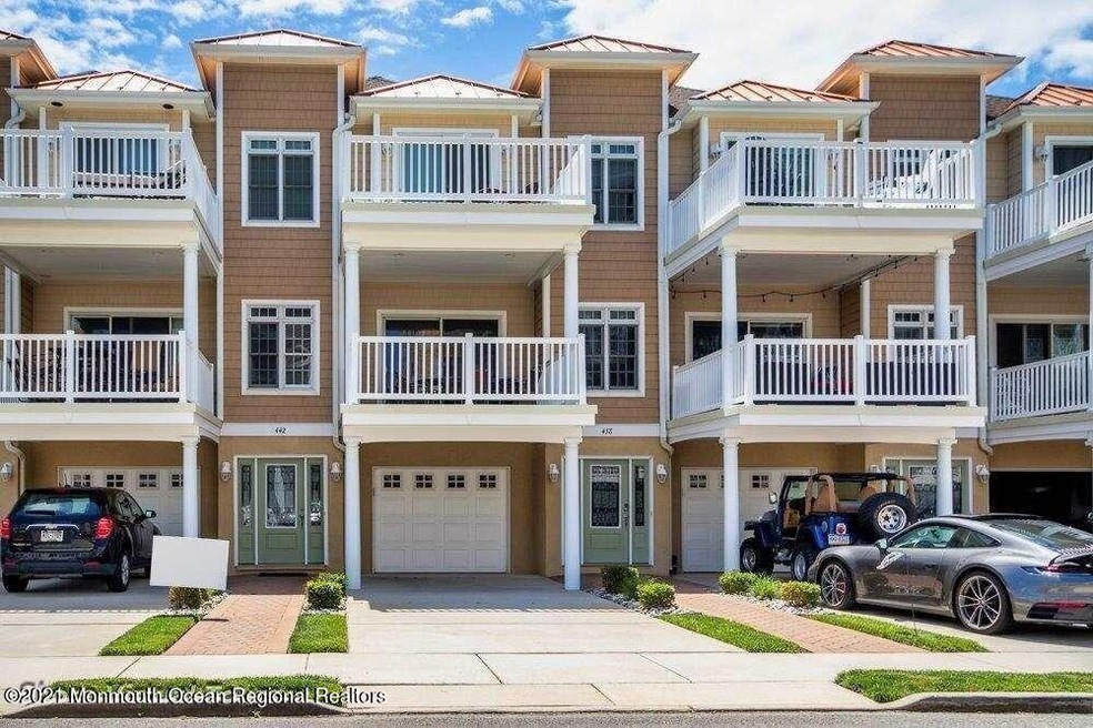 442 E Nashville Ave unit 442, Wildwood, NJ 08260 - photo 1