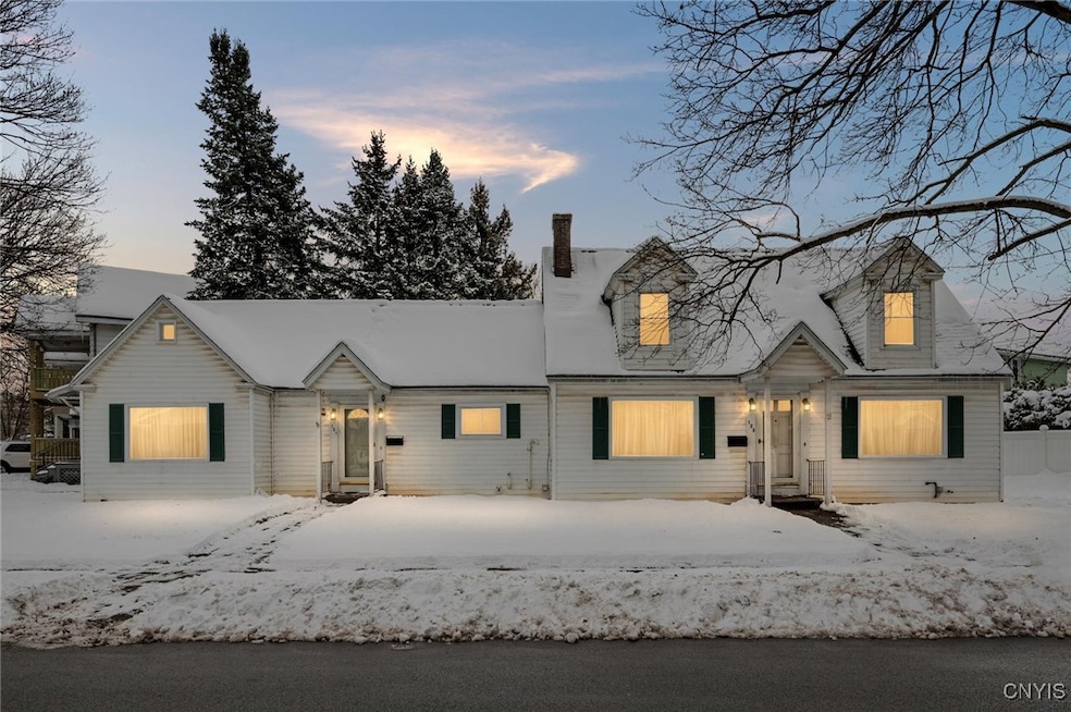 123 Roosevelt Dr, Utica, NY 13502 - photo 1