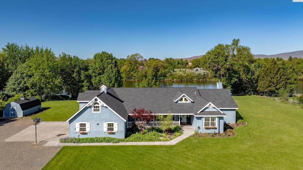 For Sale $1,250,000 • Co-Listing Agent