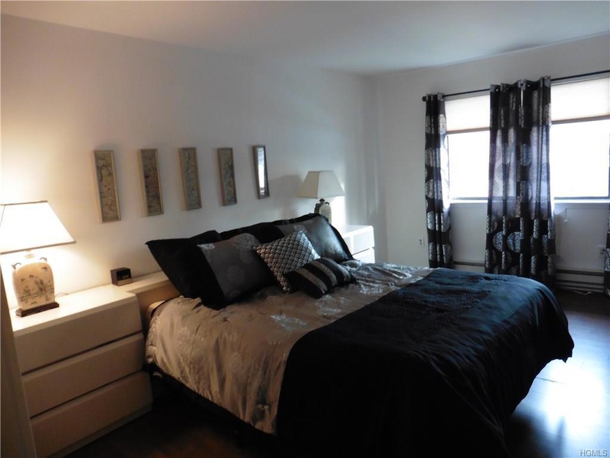 122 Richard Ct unit A, Pomona, NY 10970 - photo 1