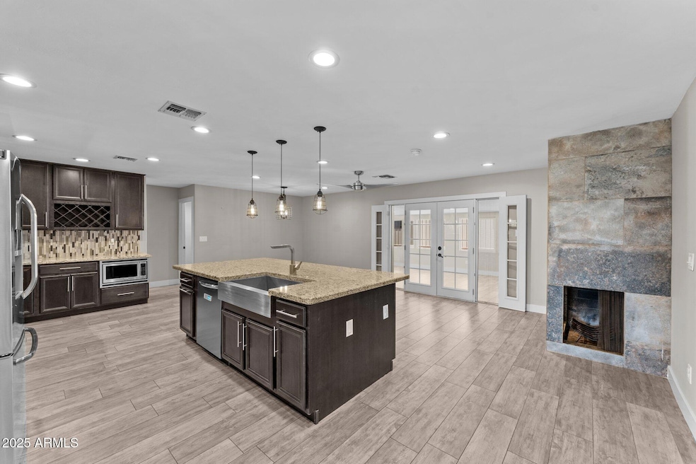 Kithen/great room