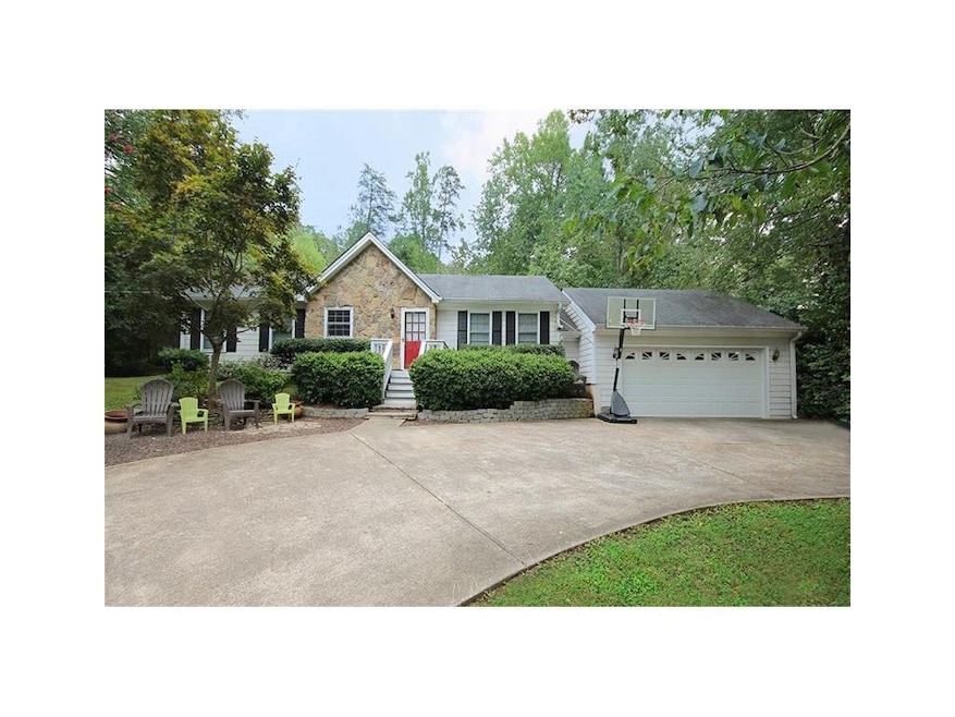 Nice Curb appeal and Very Desirable Ranch Floorpla